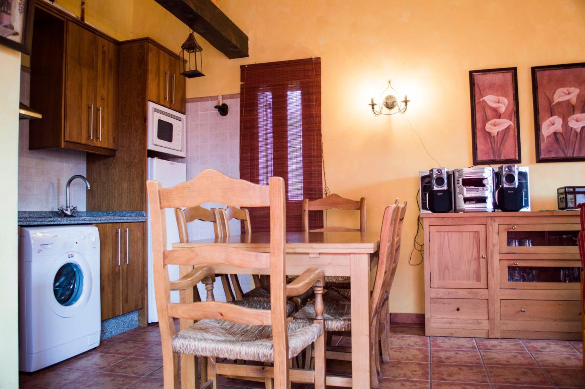 Apartamentos Rurales Alvado Tamajon Exterior foto